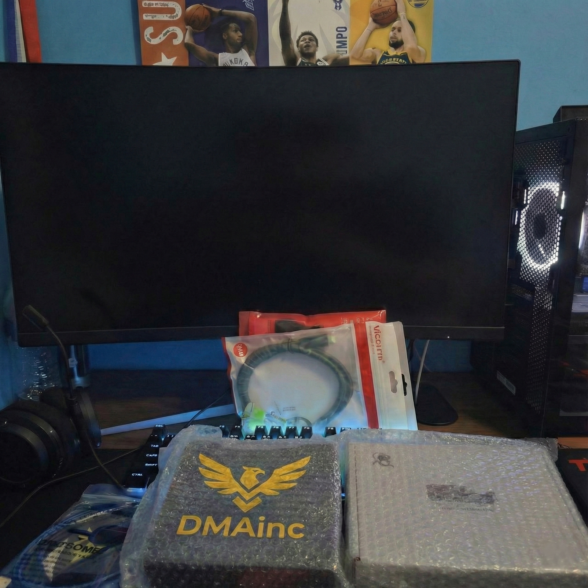 DmaINC Gaming Monitor Setup